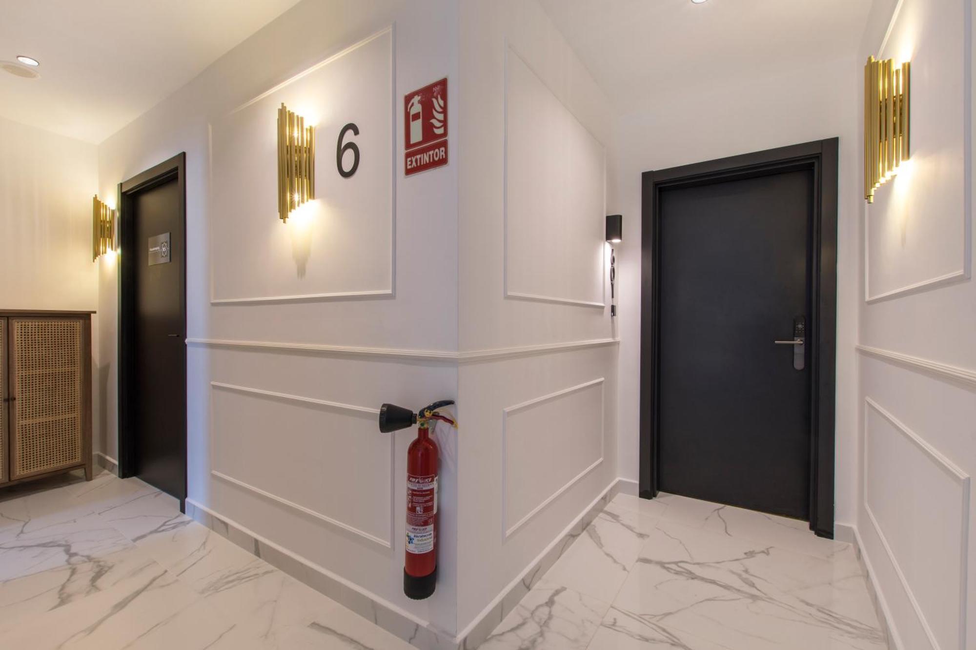 Rs Boutique Apartments Аликанте Екстериор снимка