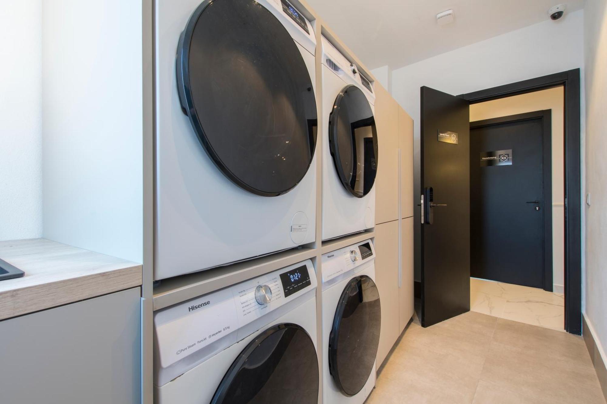 Rs Boutique Apartments Аликанте Екстериор снимка